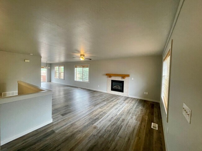 Foto del edificio - Trailside Single Family Home