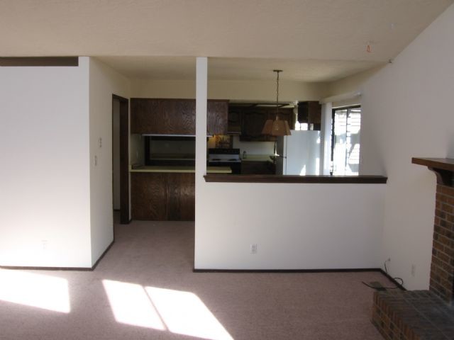 Building Photo - 9405 Tasco Dr NE