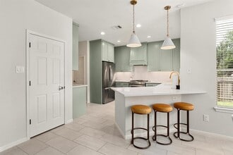 Building Photo - 5701 Sunset Ridge