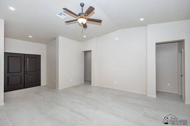 Foto del edificio - 12633 E 51st Pl