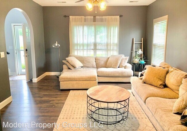 Building Photo - 3 br, 2.5 bath House - 2106 Bay Brook Dr