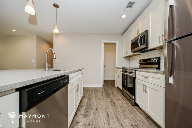 Foto del edificio - 963 Ivy Ln NW