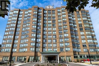 Building Photo - 711 Rossland Rd E