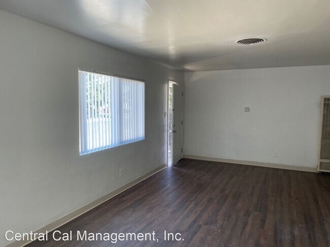 Building Photo - 3 br, 1 bath House - 212 Donna Ave