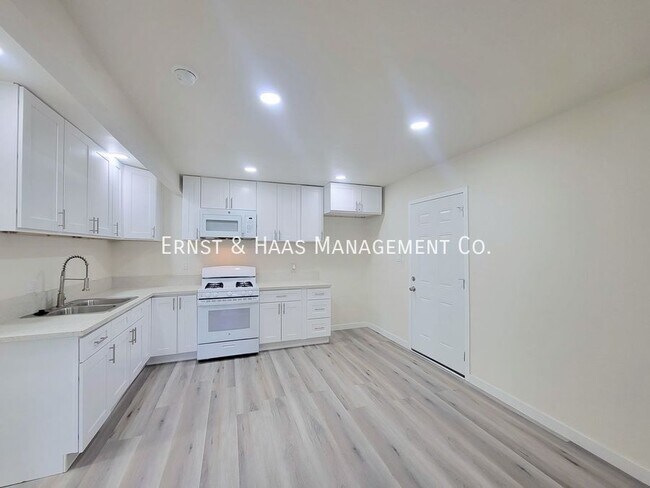 Foto del edificio - 3311 Platt Ave