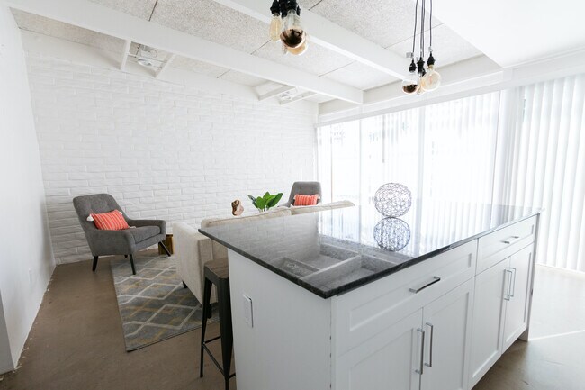 Foto del edificio - 3318 N 18th Ave