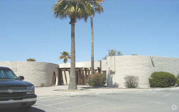 Building Photo - Copper Country Estates