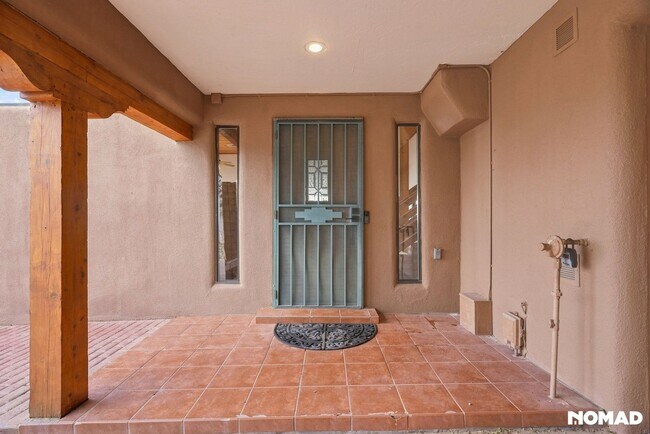Foto del edificio - 5007 Tierra Blanca Rd