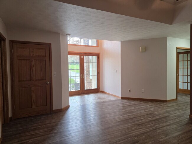 Foto del edificio - Multi generational Home New London