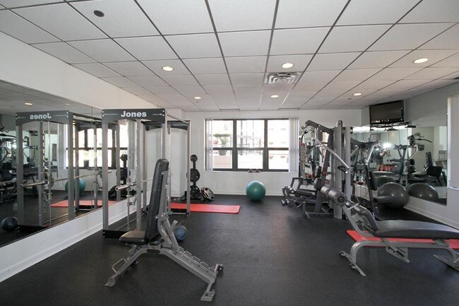 Building Photo - 1133 N Dearborn St