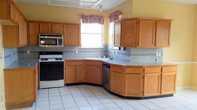 Building Photo - 2317 Perkins Pl