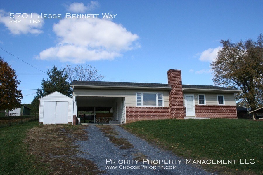 Primary Photo - 5701 Jesse Bennett Way