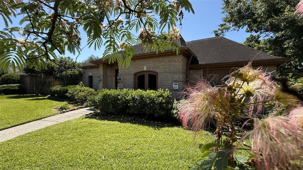 Primary Photo - 11527 Cedar Creek Dr