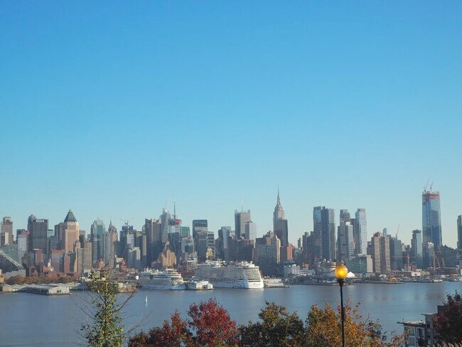 Vista desde la unidad - 1055 Boulevard E