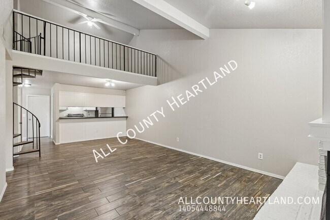Building Photo - 709 Stonecroft Cir
