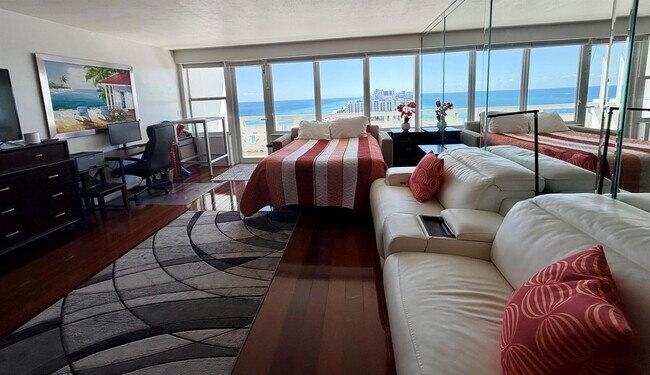 Foto del edificio - 3111 N Ocean Dr