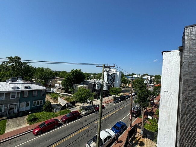 Foto del edificio - 911 Kennedy St NW