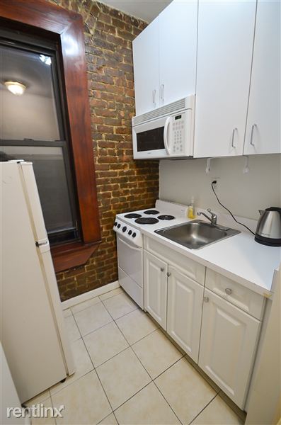 Building Photo - 221 E 52nd St