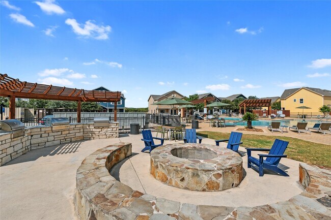 Foto del edificio - 6607 Aspen Heights