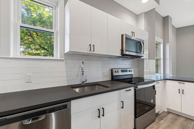 Foto del edificio - 47 Beekman Ave