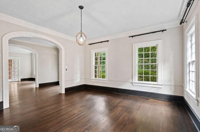 Building Photo - 1337 Briarcliff Rd NE
