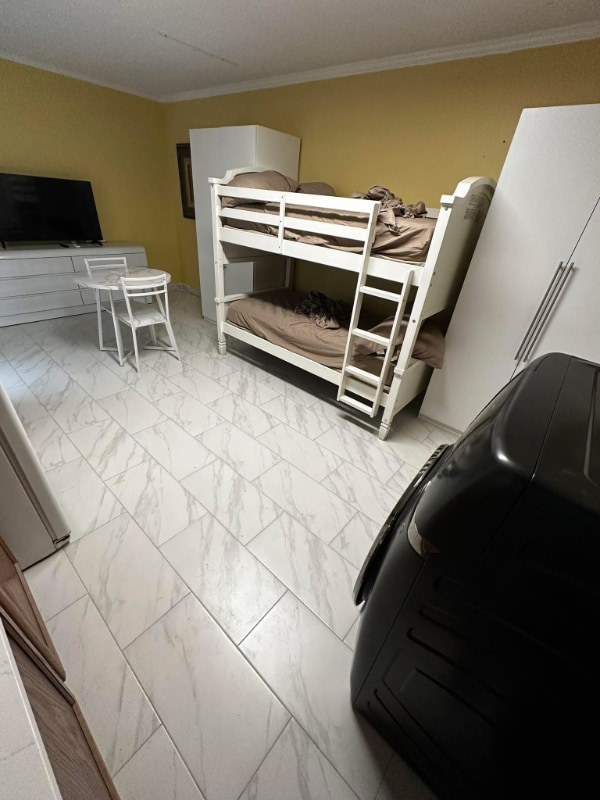 Foto del edificio - 807 66th Ave N