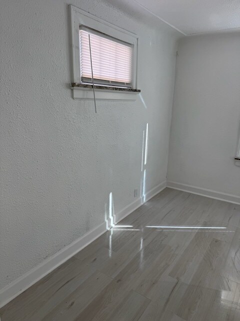 Foto del edificio - 13305 Wilfred St