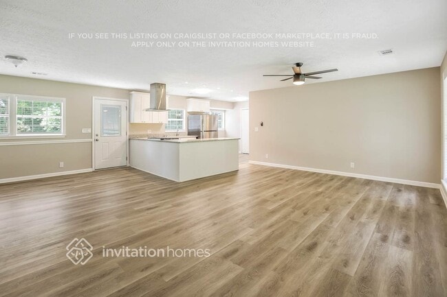 Foto del edificio - 1589 Mary Lou Ln SE