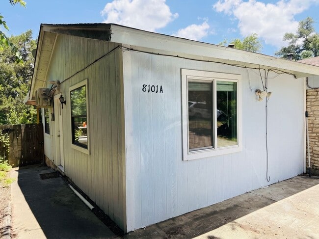 Building Photo - 8101 Williamson Creek Drive