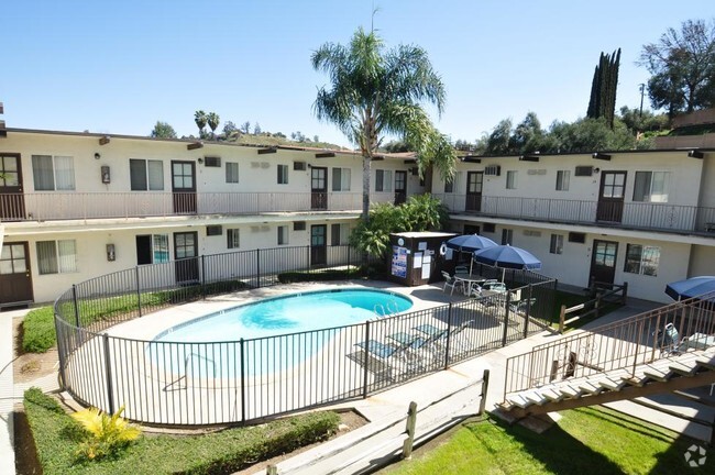 El Capitan Apartments *$300 Off*