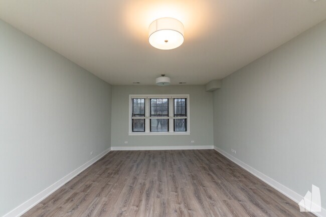 Foto del edificio - 1143 Maple Ave