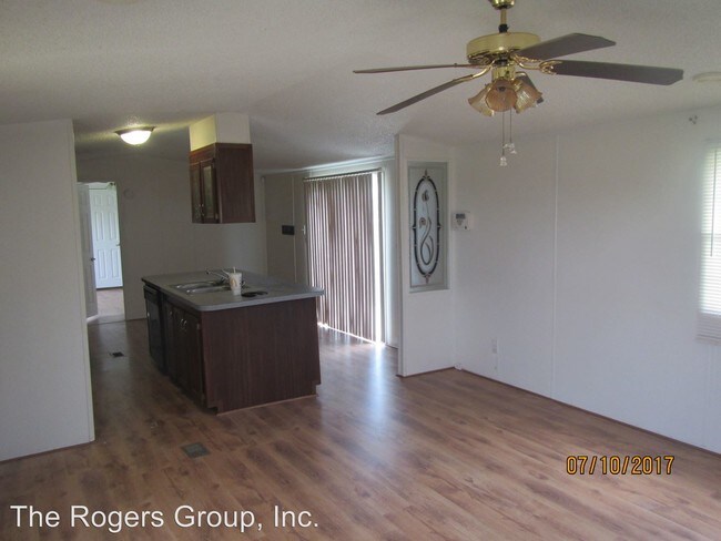Building Photo - 560 Ferrells Bridge Rd