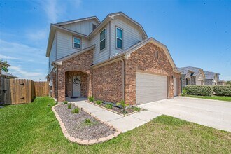 Building Photo - 10914 Webber Ln