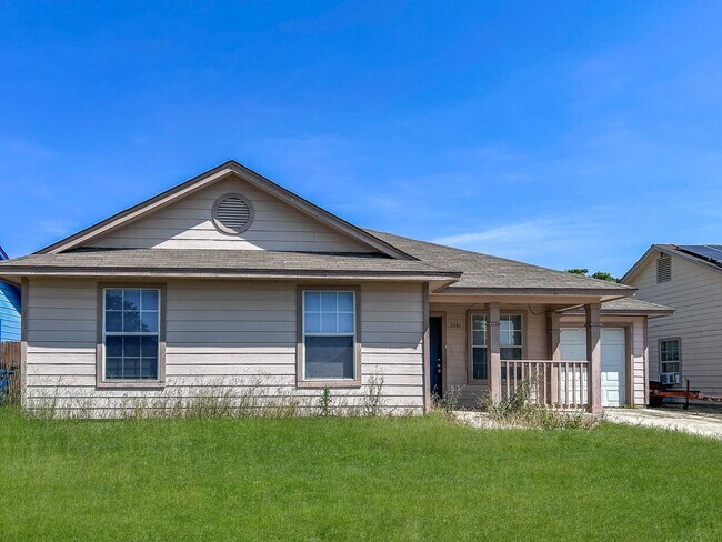 Building Photo - Charming 3 bedroom, 2 bath Home - Jefferso...