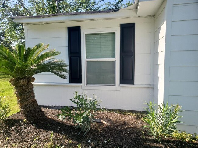 Foto del edificio - 6529 Westview Dr