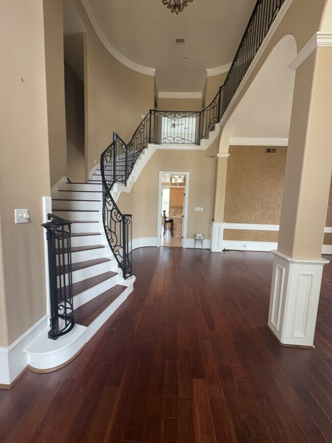 Foto del edificio - 16410 Emilia Ct