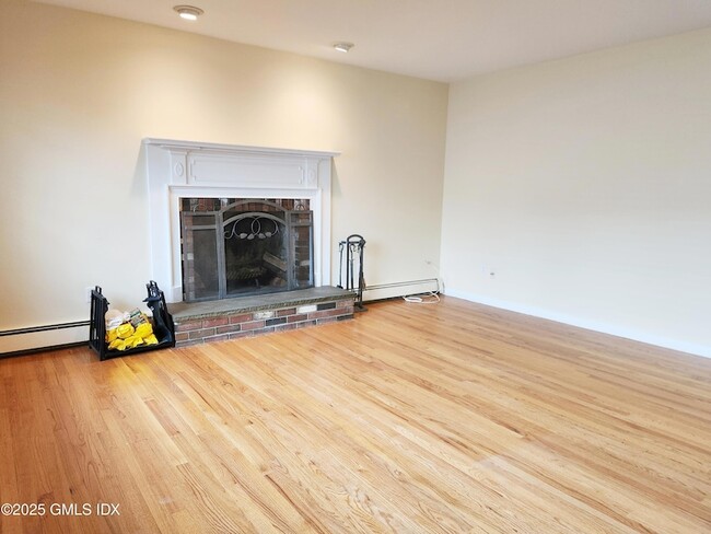 Building Photo - 12 Palmer St