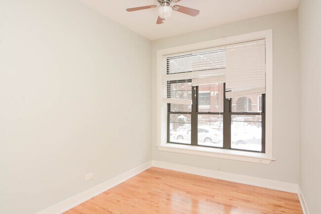Foto del edificio - 622 W Oakdale Ave