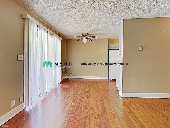 Building Photo - 2 br, 1 bath  - 3937 Clear Acre Ln Apt 220