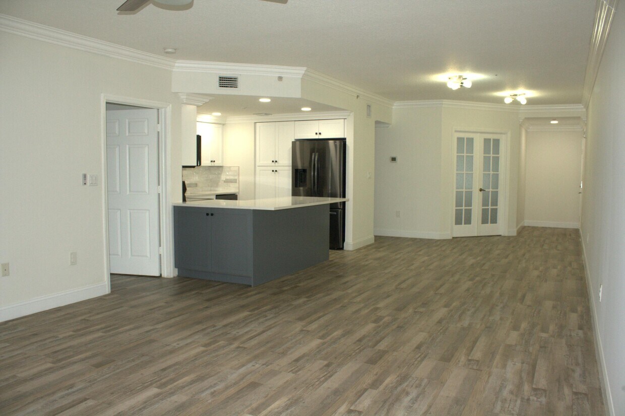 Foto principal - 4401 Crystal Lake Dr