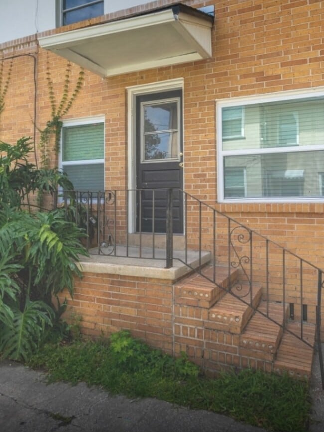 Building Photo - 3144 Belden Cir