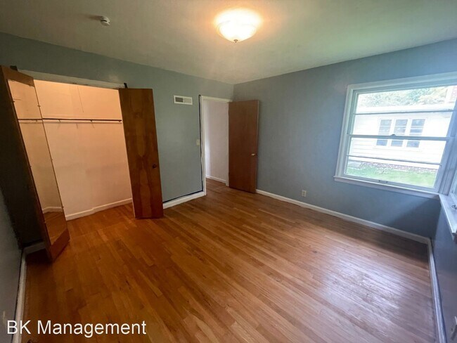 Foto del edificio - 3 br, 2 bath House - 204 Meridian