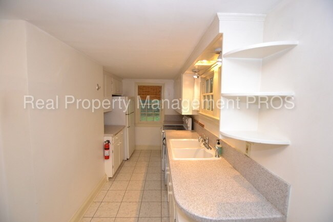 Building Photo - 17865 Leeland Orchard Rd