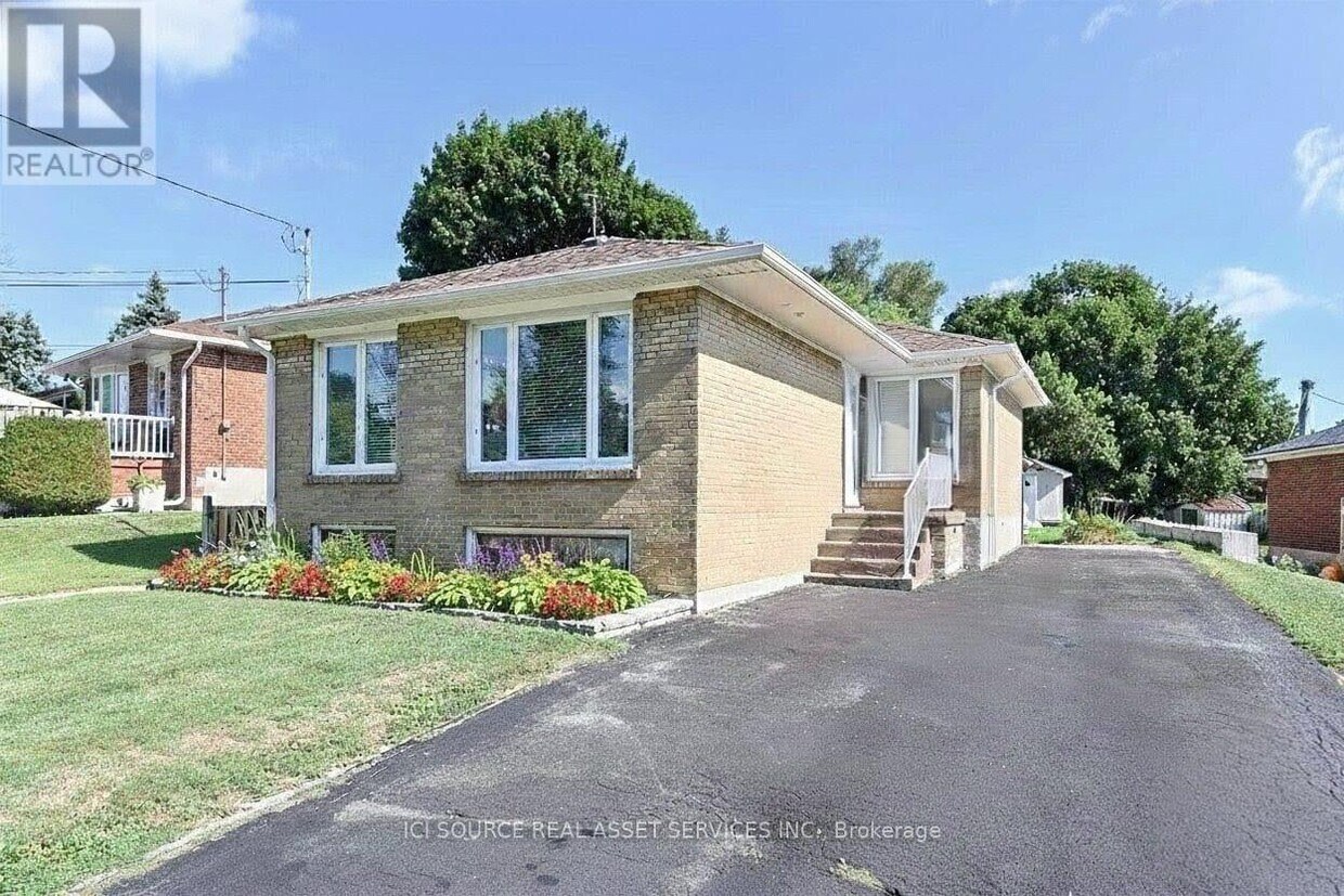 Primary Photo - 74 Tansley Ave