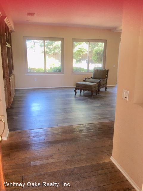 Building Photo - 2 br, 2 bath House - 1211 Sun Valley Loop