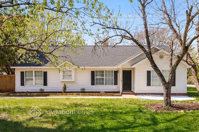 Building Photo - 1217 Settles Bridge Ct