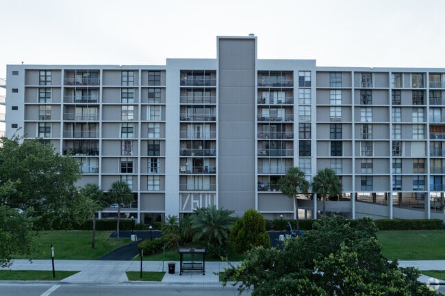Fairview House Condominium