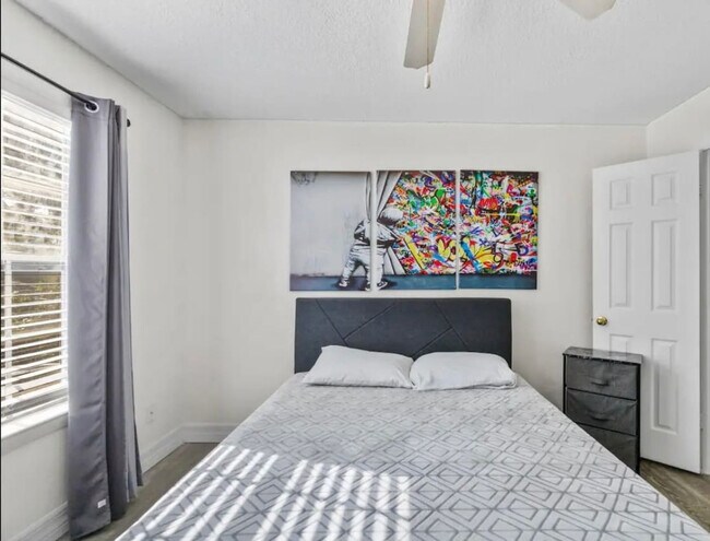 Foto del edificio - 4561 Southfield Ave
