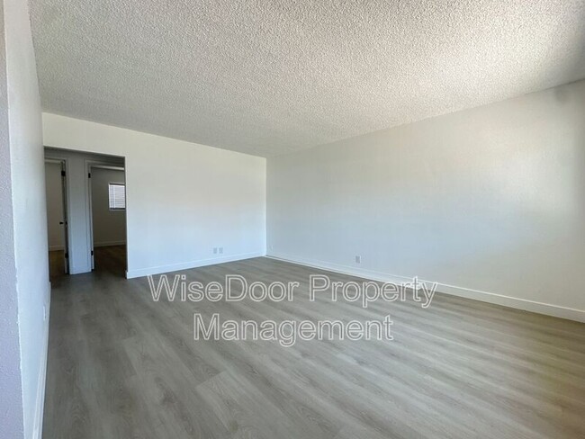 Foto del edificio - 7914 16th St