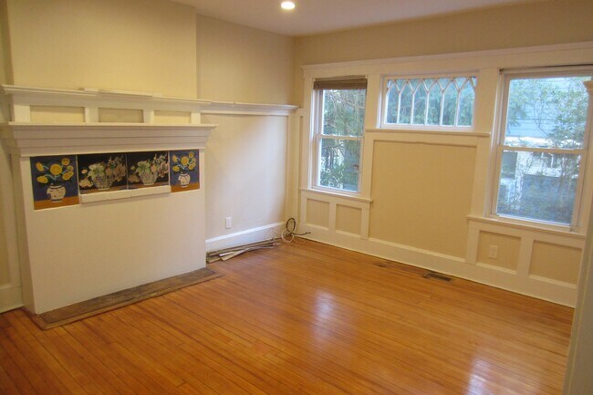 Foto del edificio - 15 Hawthorne Pl